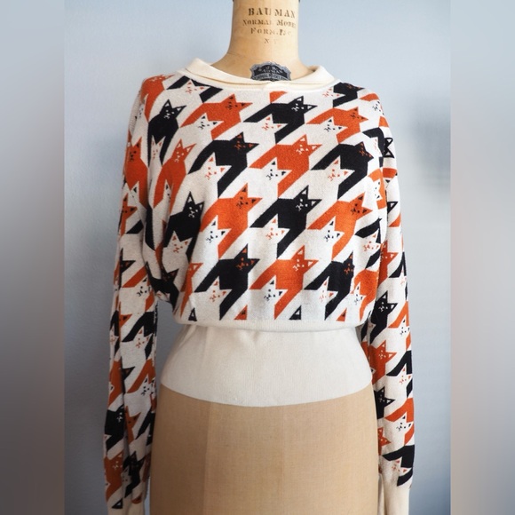 UNIQUE VINTAGE Trendy Houndstooth Cat Sweater in Black, Orange, and Cream - Picture 11 of 12